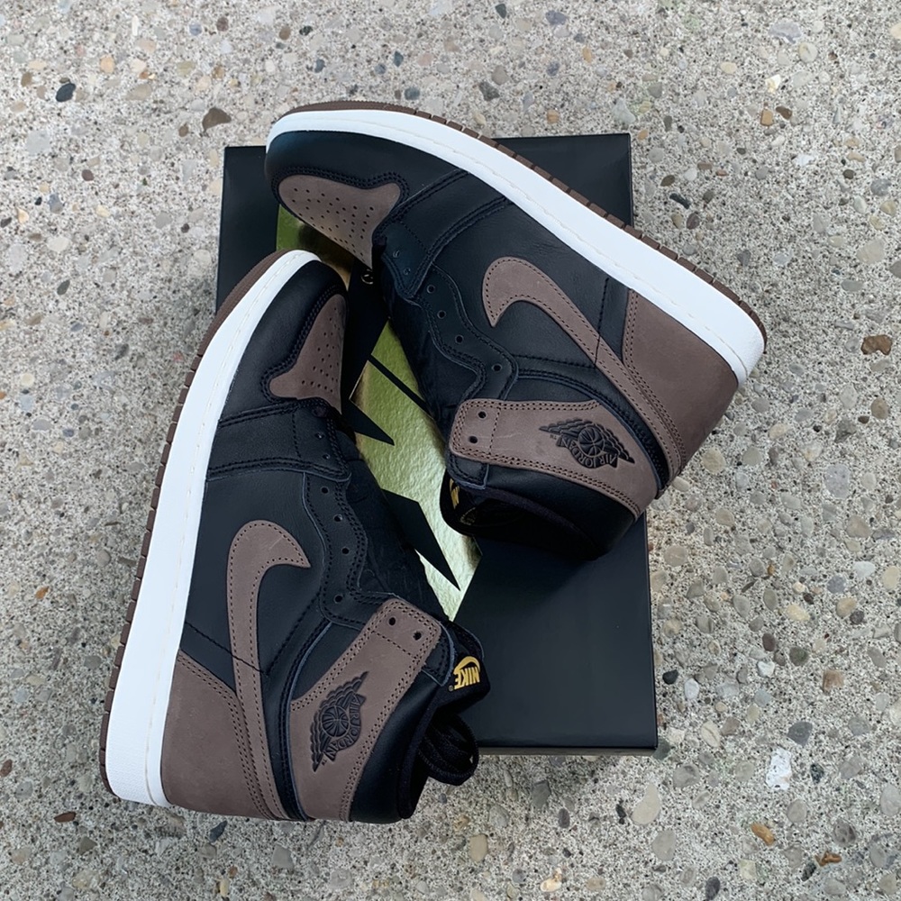 New Jordan 1 Retro High OG “Palomino “ Size 9 men 10.5 Women - Picture 13 of 17